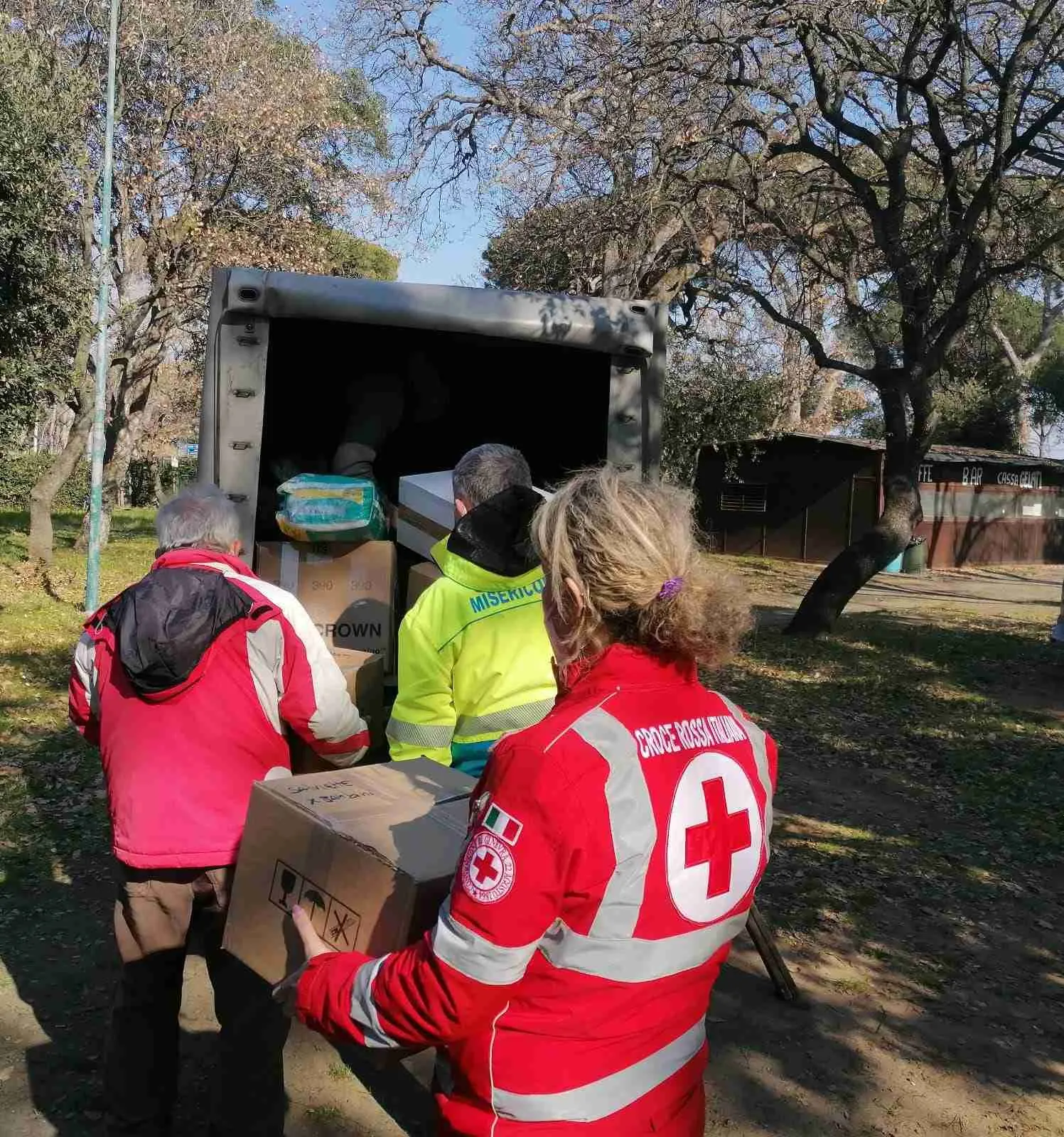 Raccolta materiale emergenza Ucraina 14 - Croce Rossa Italiana - Comitato di Donoratico