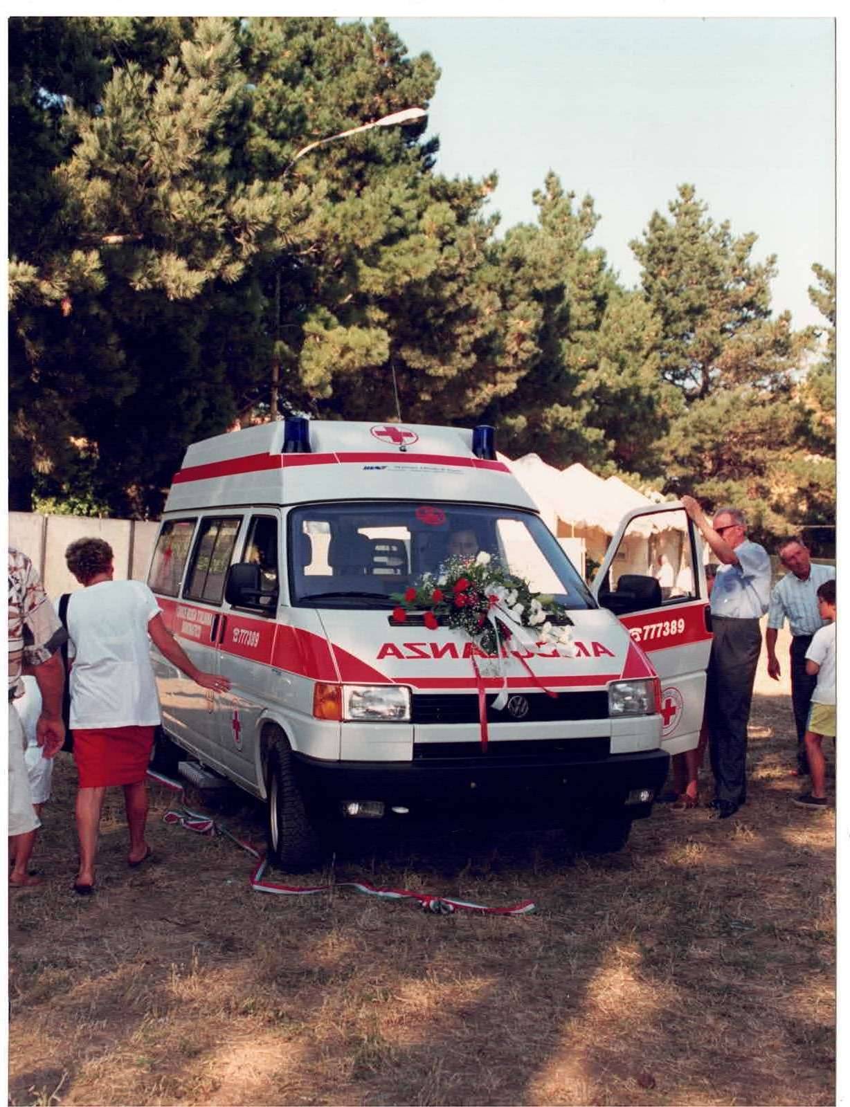 Inaugurazione ambulanza vecchia 08 - Croce Rossa Italiana - Comitato di Donoratico